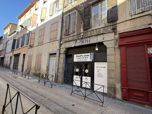 ENSEMBLE DE 7 LOTS VENDU EN PLATEAU A RENOVER