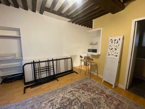 Studio meublé 18.50 m2- RUE FROIDE CAEN