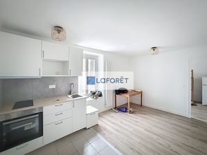 CHAMPIGNY SUR MARNE - SECTEUR CENTRE VILLE - RUE MARCEL ET GEORGETTE SAMBAT - BAIL MEUBLÉ