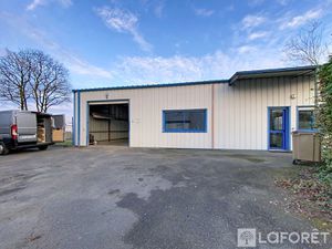 Local d'activité La Seguiniere 120 m2
