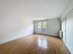 Appartement Saint Maur Des Fosses 1 pièce 33 m2