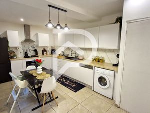 Vente appartement 5 pièces 163m2 Orthez 64300 - 174900 € - Surface Privée