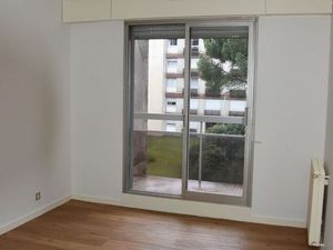 Location appartement 2 pièces 52 m² à Bordeaux (33000)