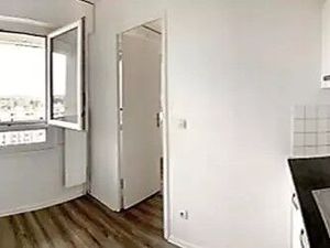 Location appartement 2 pièces 33 m² à Bordeaux (33000)