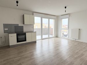 Vente appartement 5 pièces 80 m² Reims (51100)