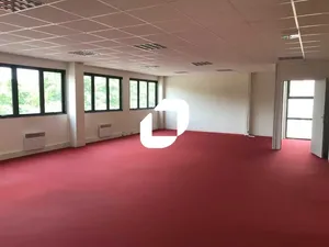 Location Bureau Cergy 95800