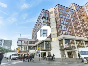 A LOUER  PROCHE RER A ET E