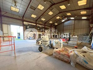 Local d'activités à vendre