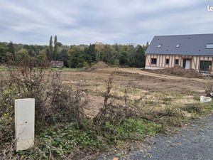 Terrain constructible viabilisé à vendre
