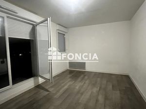 TOURS-NORD  PROCHE TRAM ET TOUTES COMMODITES AU CALME - APPARTEMENT T1 VUE IMPRENABLE GRAN