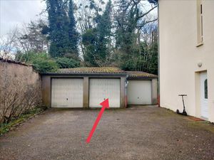 AVENUE DE LA LIBERATION - GARAGE