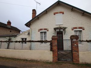 Maison de 100 m2 trois chambres située quartier GARE à LAMOTTE BEUVRON