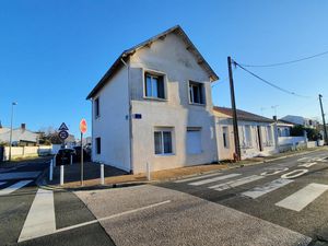 Maison rénovée 165 m² – 6 chambres – Jardin & terrasse – La Rochelle