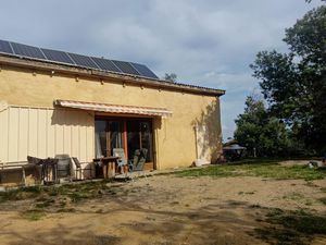 Terrain à St JEAN PLA DE CORTS + Entrepôt Cadastré de 100 m2