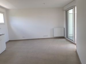 T2 avec balcon et parking à TOULON