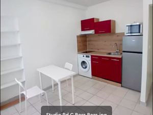 Studio / 18m² / Cergy Préfecture (RER A)