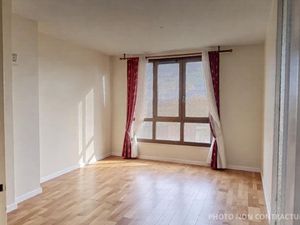 Vanves 92170 - Appartement en étage élevé avec vue dégagée