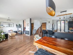 Maison de 5 pièces 140m2 en vente à Chanteloup-les-Vignes