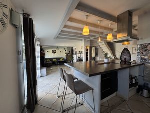 BOURG-LES-VALENCE - MAISON 5 PIECES DE 116 M2