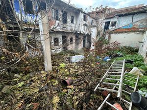 Terrain 4 pièces 204 m² à vendre / acheter marseille 15e arrondissement 13015 ? | ERA Immo