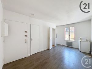 Appartement F1 à louer - 1 pièce - 18 57 m2 - Melun - 77 - ILE-DE-FRANCE