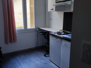 Appartement Studio à louer - 1 pièce - 12 01 m2 - Nice - 06 - PROVENCE-ALPES-COTE-D-AZUR
