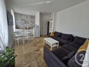 Appartement à louer - 2 pièces - 32 31 m2 - Toulon - 83 - PROVENCE-ALPES-COTE-D-AZUR