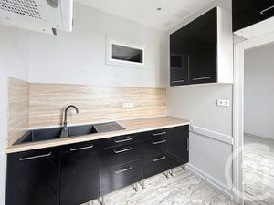 Appartement T4 à louer - 4 pièces - 80 m2 - Varennes Sur Allier - 03 - AUVERGNE