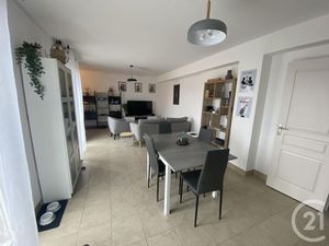 Appartement T3 à louer - 3 pièces - 76 m2 - St Herblain - 44 - PAYS-DE-LOIRE