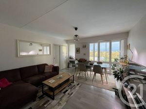 Appartement T4 à vendre - 4 pièces - 78 31 m2 - Laval - 53 - PAYS-DE-LOIRE