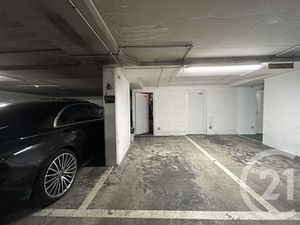 Parking à louer - 8 67 m2 - Paris - 75002 - ILE-DE-FRANCE