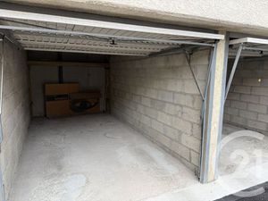 Parking à louer - 10 m2 - St Etienne - 42 - RHONE-ALPES
