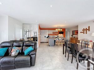 Maison à vendre - 4 pièces - 100 83 m2 - Yssingeaux - 43 - AUVERGNE