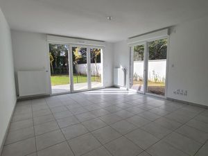 Appartement F3 à louer - 3 pièces - 74 10 m2 - Toulouse - 31 - MIDI-PYRENEES