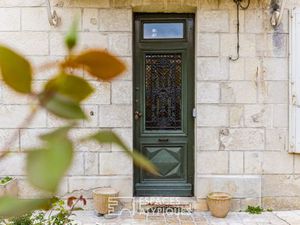 Maison de caractère à réinventer rive gauche