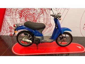 VENDO HONDA SKY 50 VETRO (1998 - 04) USATA A CALVI (CODICE 7639521) - MOTO.IT