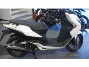 VENDO KEEWAY MOTOR CITY BLADE 125 (2015 - 17) NUOVA A MONTEBELLUNA (CODICE 6653414) - MOTO.IT