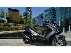 VENDO KYMCO DOWNTOWN 350I ABS (2015 - 17) NUOVA A MONTEBELLUNA (CODICE 6348758) - MOTO.IT
