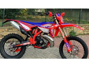 VENDO BETAMOTOR RR 250 2T ENDURO RACING (2022) NUOVA A VALLECROSIA (CODICE 8600873) - MOTO.IT