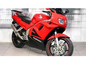 VENDO HONDA VFR 750 F (1994 - 97) USATA A CASALGRASSO (CODICE 8622477) - MOTO.IT