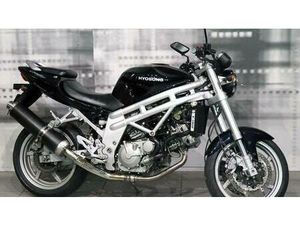 VENDO HYOSUNG COMET GT 650 P (2004 - 16) USATA A CASALGRASSO (CODICE 8622969) - MOTO.IT