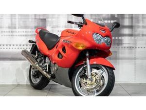 VENDO SUZUKI GSX 600 F (1998- 05) USATA A CASALGRASSO (CODICE 8622598) - MOTO.IT