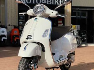 VESPA GTS 300