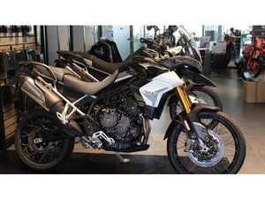 VENDO TRIUMPH TIGER 900 RALLY PRO (2020 - 23) NUOVA A DOGLIANI (CODICE 8406018) - MOTO.IT