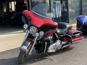 2010 HARLEY-DAVIDSON® FLHTCU - ULTRA CLASSIC® ELECTRA GLIDE