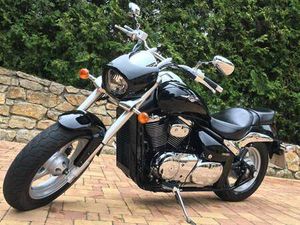 SUZUKI INTRUDER M