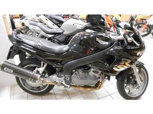 VENDO TRIUMPH SPRINT 955 RS (2002 - 03) USATA A PESARO (CODICE 9030322) - MOTO.IT