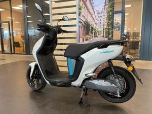 YAMAHA NEOS ELSKOTER • 2022