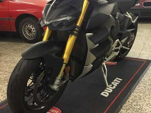 DUCATI STREETFIGHTER
