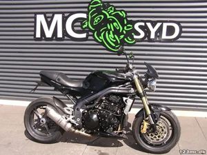 TRIUMPH SPEED TRIPLE MC-SYD BYTTER GERNE